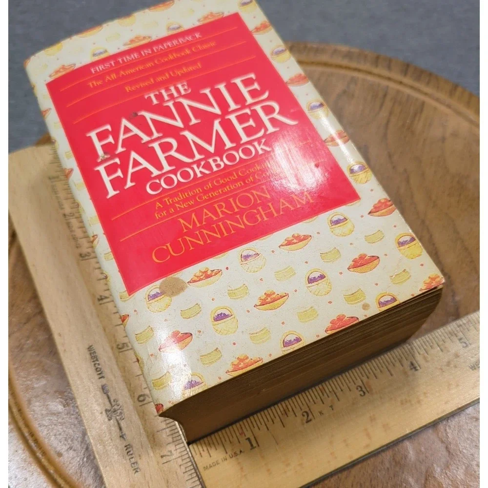 VTG 1994 The Fannie Farmer Cookbook by Marion Cunningham Revised‎ & Updated PB